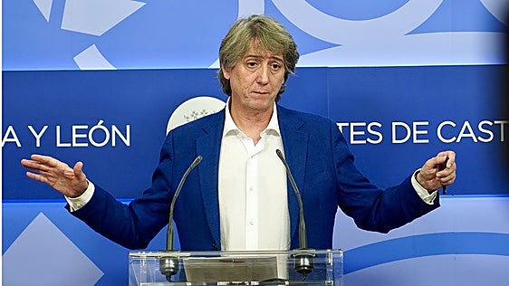 El PSOE solicita a las Cortes la convocatoria del pleno de investidura de Mañueco para acabar con el «bloqueo» y la «parálisis»