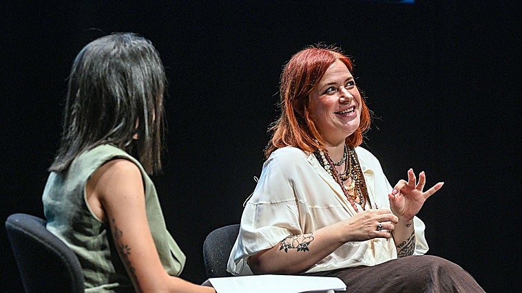 Elísabet Benavent presenta la 50ª Feria del Libro de Burgos, una gran fiesta literaria de once días