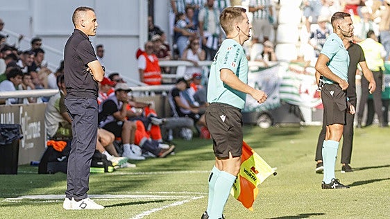 Sergio Francisco: «Gran parte de la victoria tiene que ver con los jugadores de banquillo»