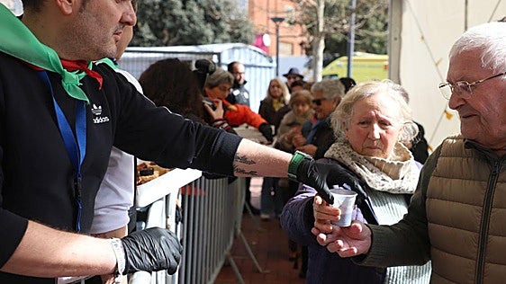 Burgos abona las fiestas de los barrios y avisa de que hay que pedir ya las ayudas de 2026
