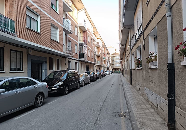 Imagen principal - Imágenes de la Calle Bilbao, Burgos y Laín Calvo.