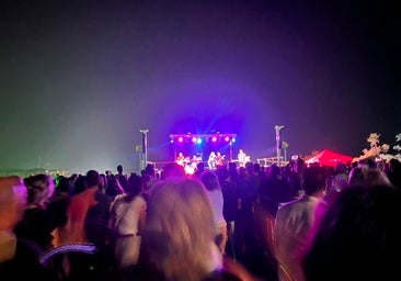 El estreno de Los Viernes del Castillo prolonga la euforia del Mundial en Miranda de Ebro