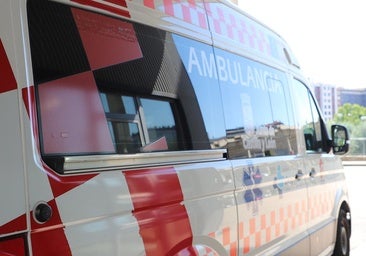 Herido un motorista en una colisión con dos coches en un pueblo de Burgos