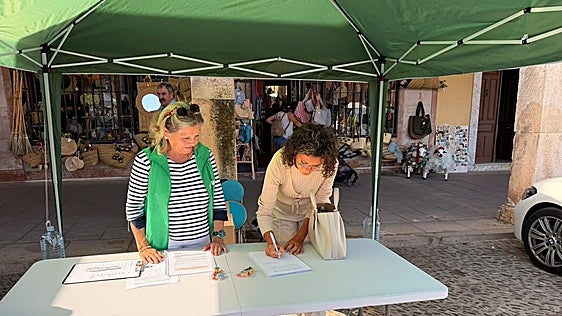 SATSE recoge alrededor de 1.000 firmas en un pueblo de Burgos que reclama una segunda enfermera en el PAC