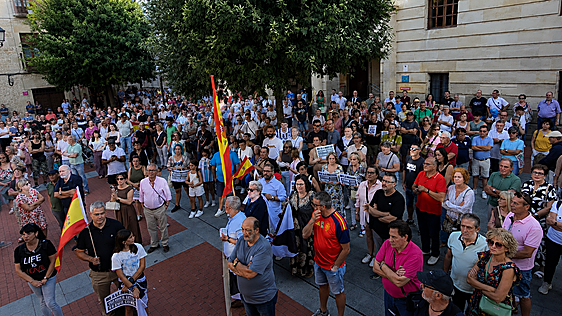 Más de mil kilómetros no separan a Miranda de Ceuta