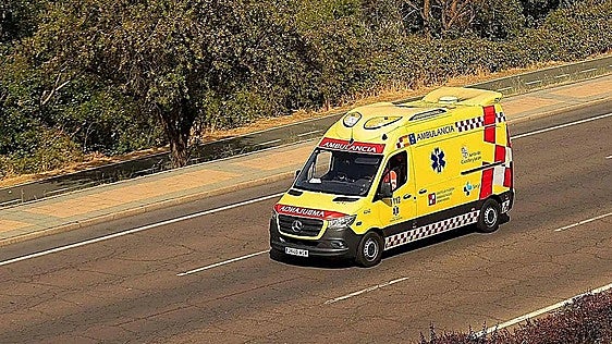 Nueve heridos después de que un turismo chocara contra una furgoneta accidentada en Burgos