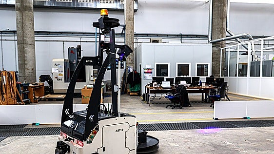 La Universidad de Burgos completa la primera prueba de comunicación casi instantánea entre robots