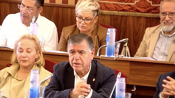 El Pleno de Burgos aprueba la moción de apoyo a Ceuta del PP pero no la de Vox con similar contenido