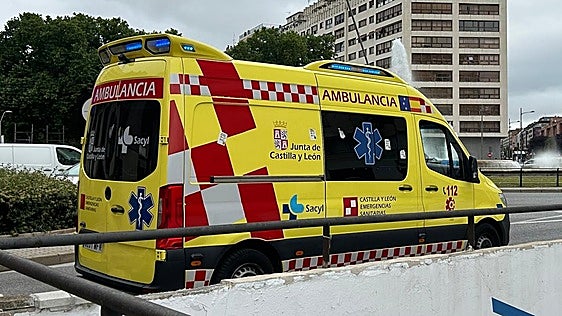 Cinco heridos en Burgos al colisionar dos coches cuando uno daba marcha atrás
