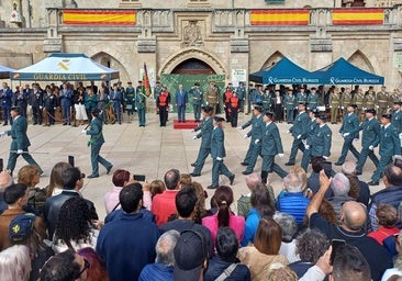 La catedral de Burgos se engalana para celebrar la festividad de la patrona de la Guardia Civil