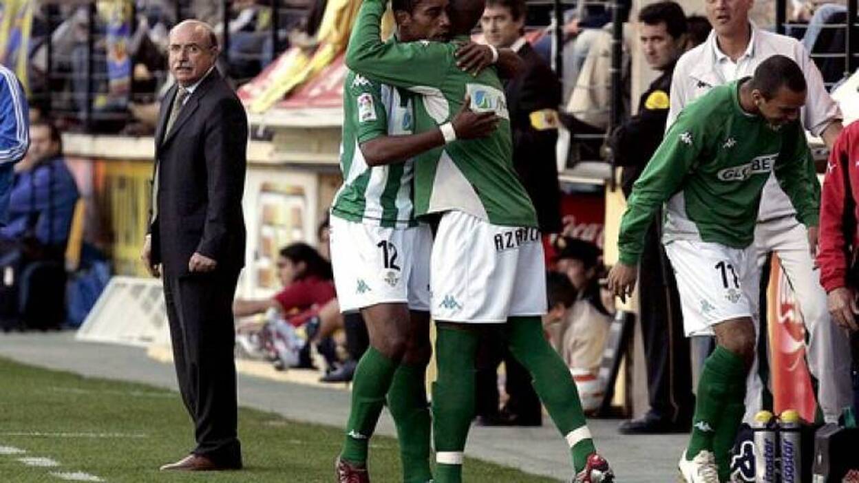 VILLARREAL-BETIS, 1-2. Robert oxigena al Betis y mantiene al Villarreal fuera de Europa