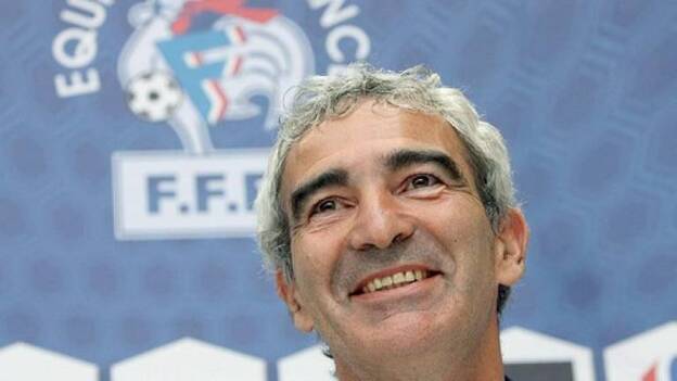 Le Pen asegura que los franceses no se sienten representados por su selección