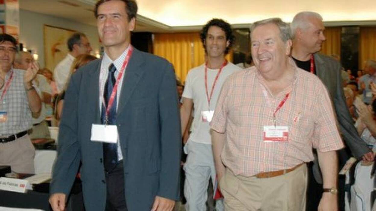 Aguilar acepta a Saavedra como candidato