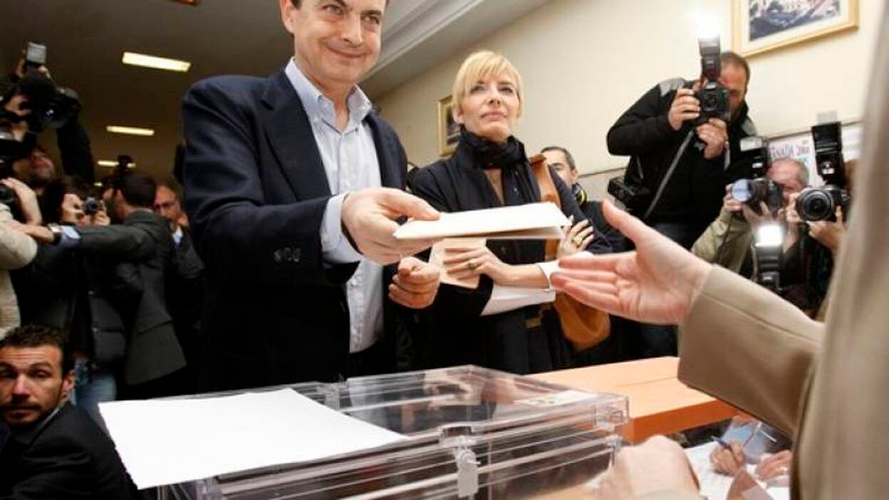 Los sondeos dan al PSOE como ganador absoluto