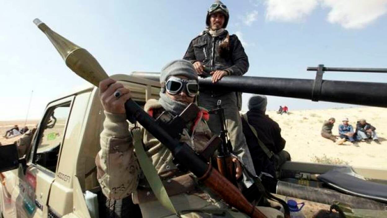 Los rebeldes libios están constituyendo un Ejército Nacional