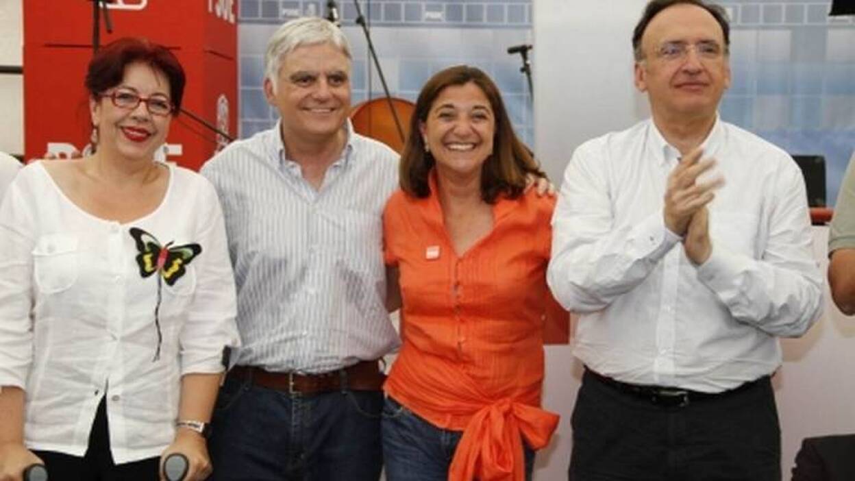 José Miguel Pérez, interviene en un acto de campaña en Arrecife