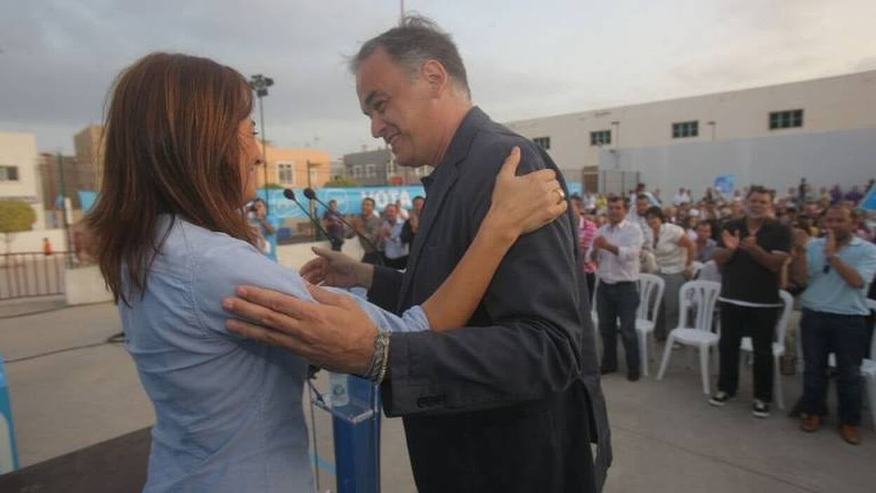 Esteban González Pons con los candidatos de Fuerteventura