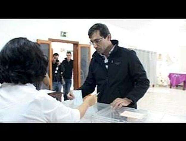 Pedro San Ginés (CC) vota en Lanzarote