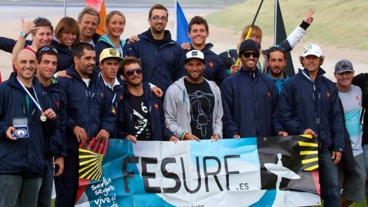 El teldense Guillermo Cobo , subcampeón de Europa de Body Board en Irlanda