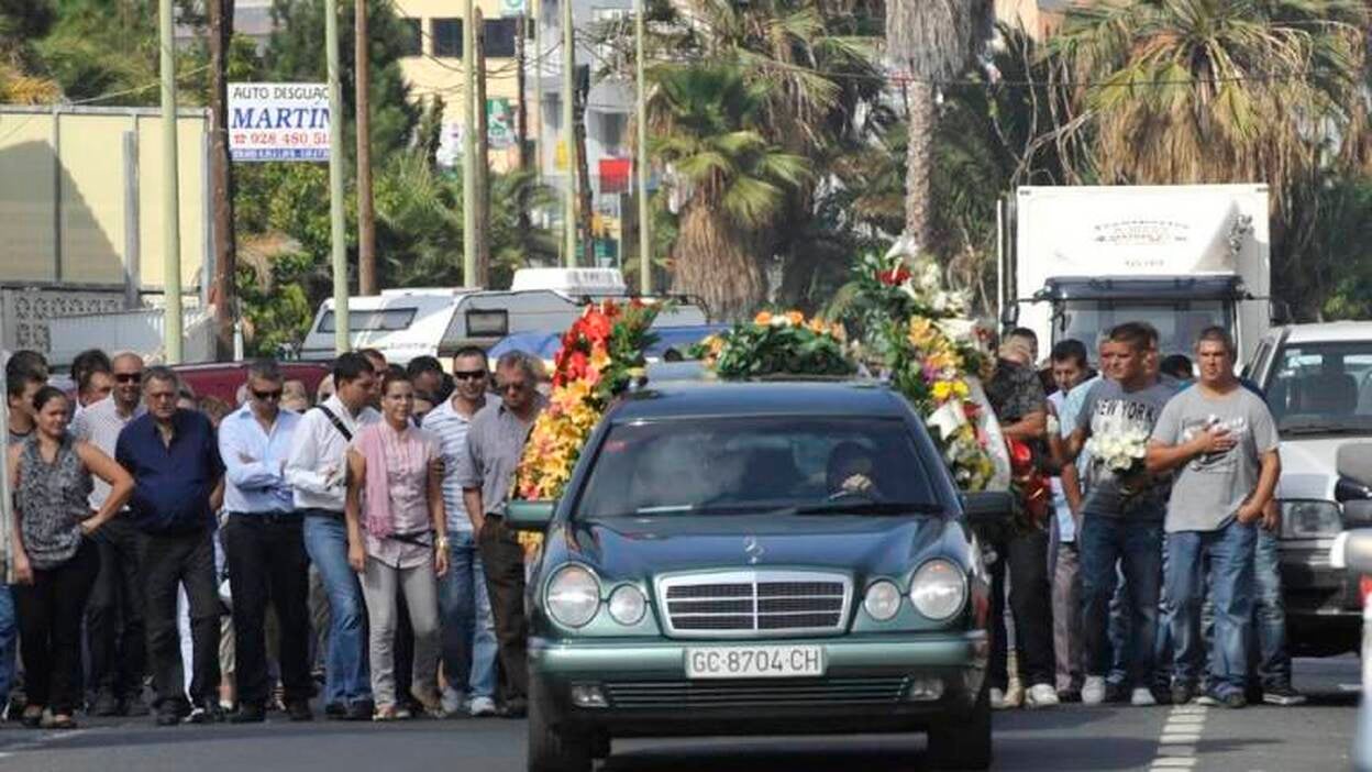 Emotivo adiós a Mari