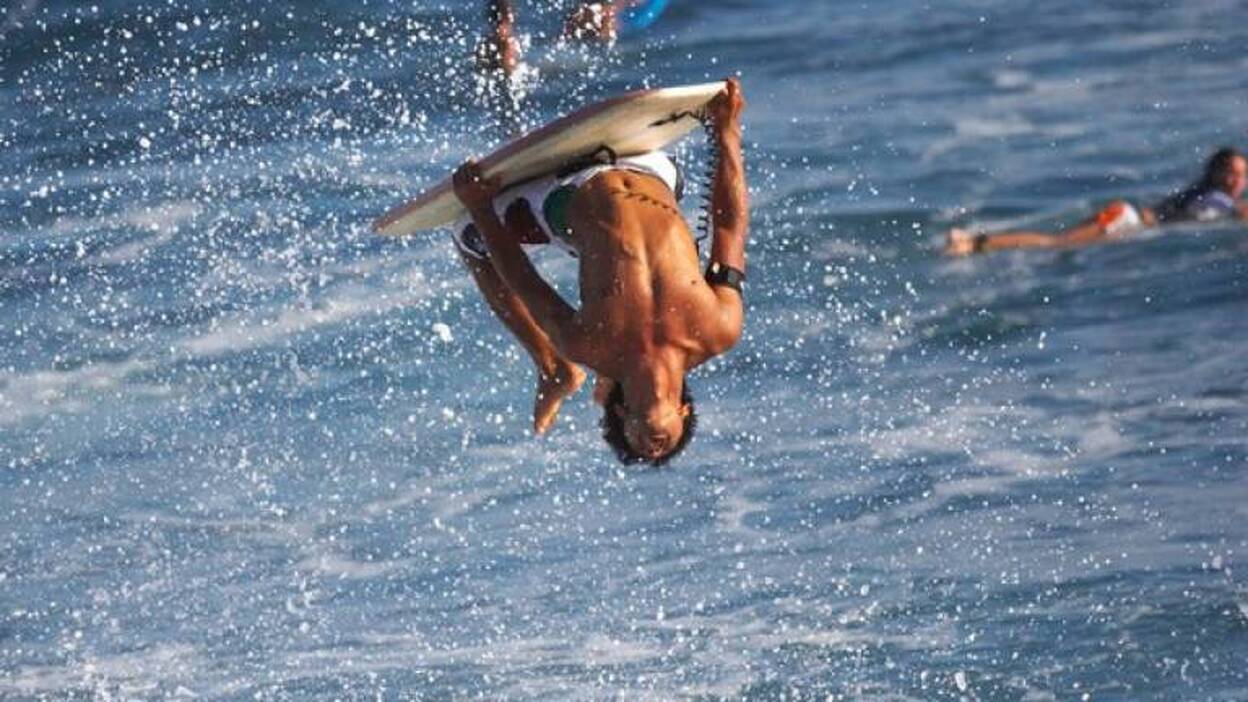 La costa de Gáldar, sede del Campeonato del Mundo de 'Bodyboard'