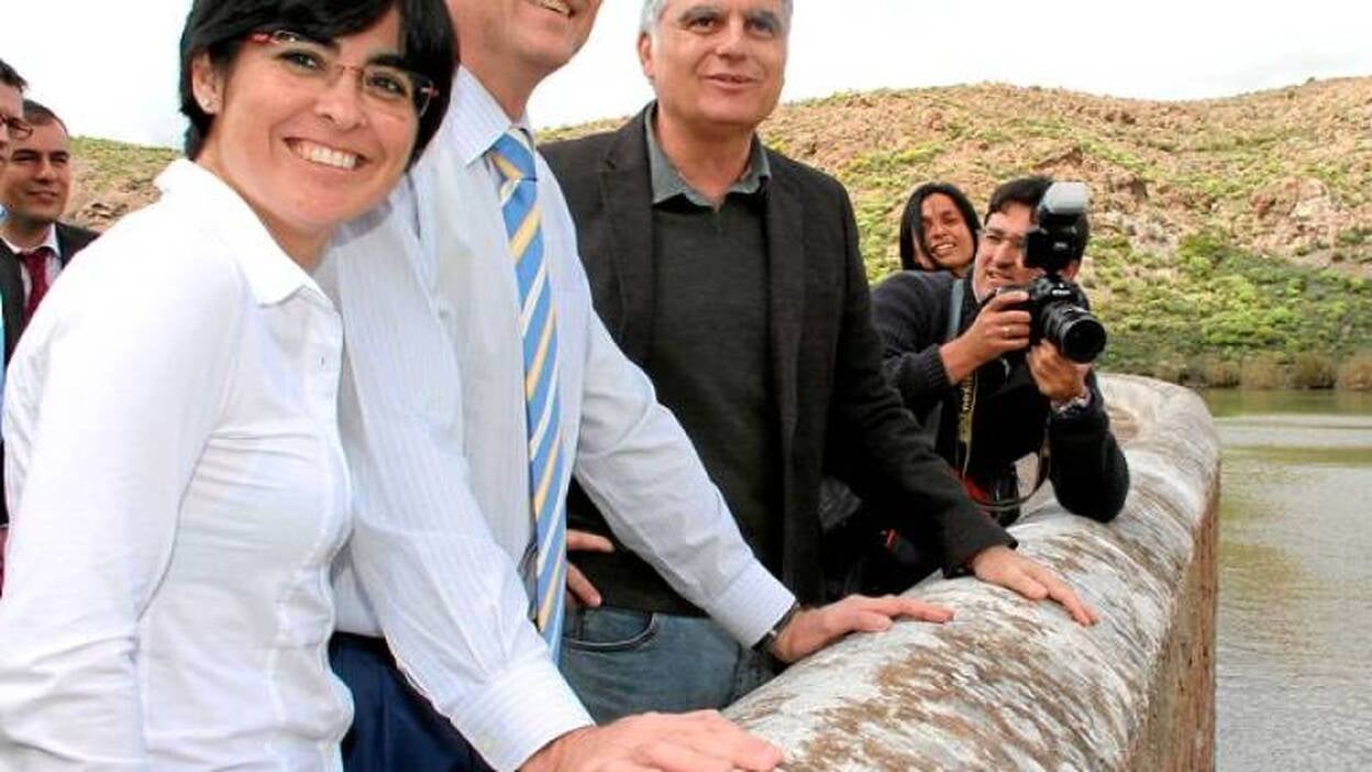 La hidroeléctrica, en un embudo