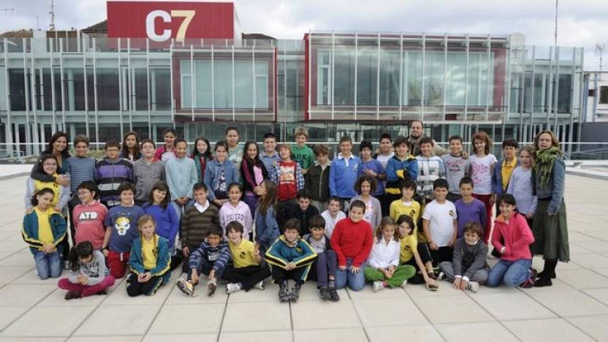 Alumnos del Colegio Juan Ramón Jiménez visitan CANARIAS7