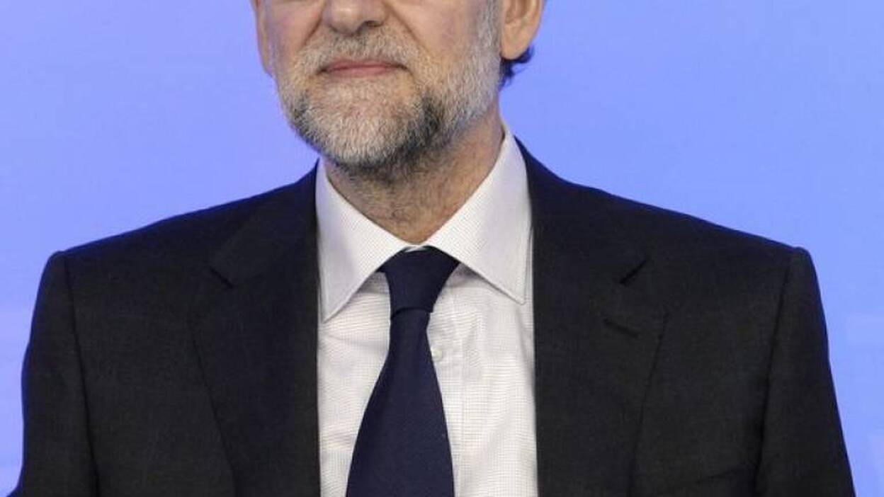 Rajoy anuncia que la reforma financiera se hará en dos o tres semanas