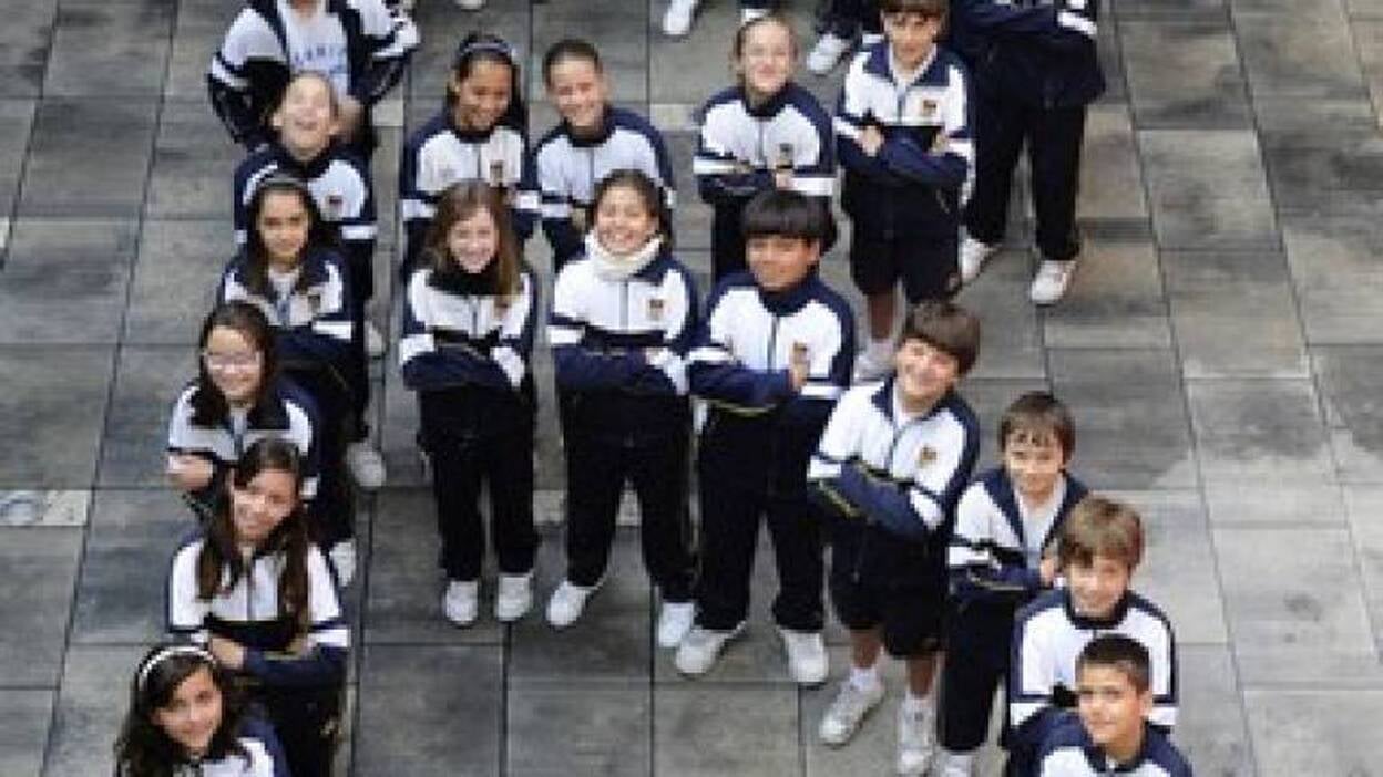 Alumnos de 5ºB del Claret visitan CANARIAS7