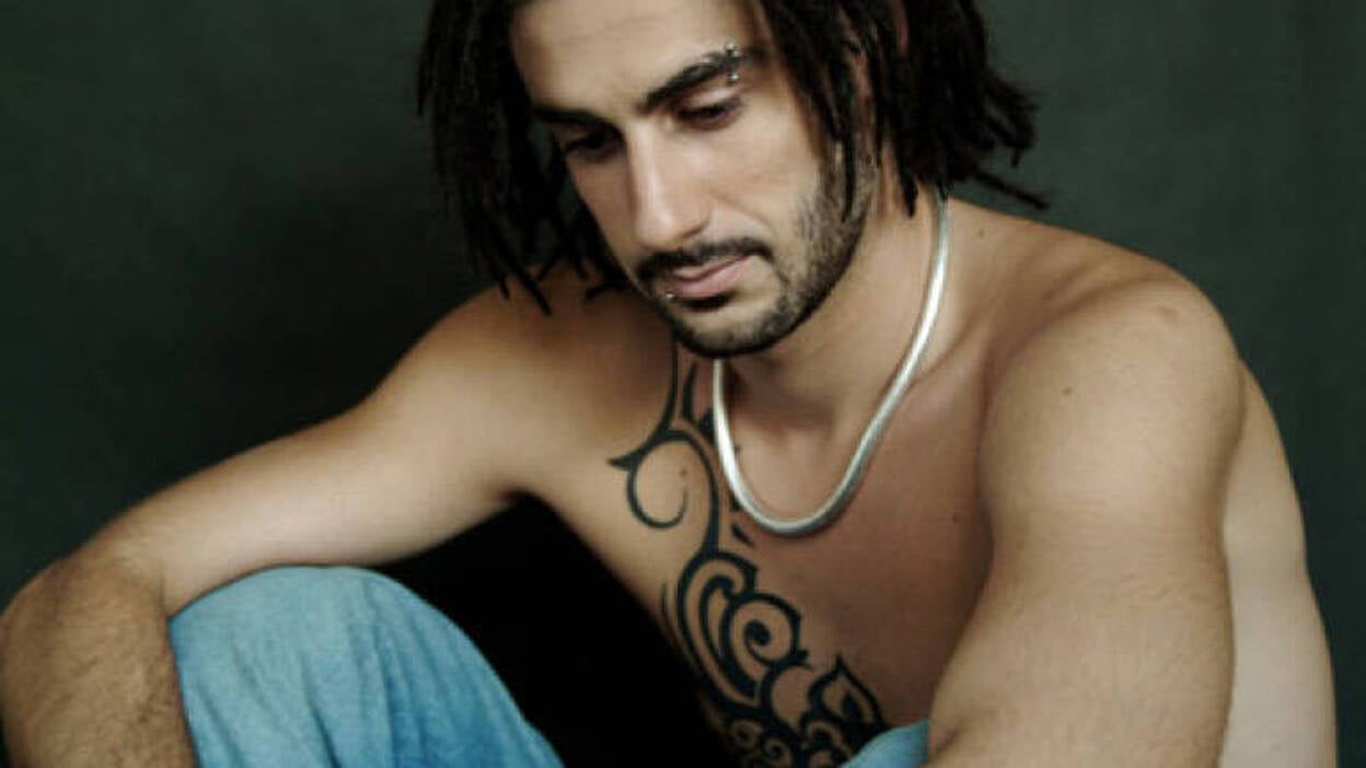 Melendi presenta la primera gira que sucede "dentro de una caja"