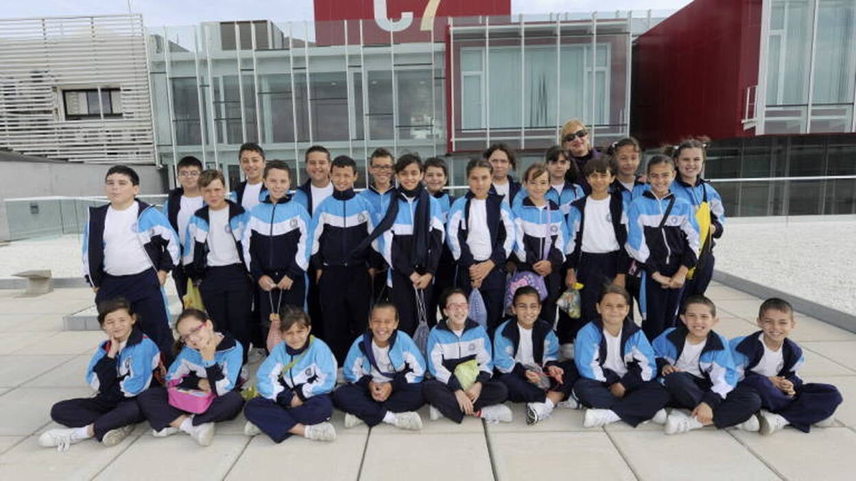 Los alumnos del Colegio Sagrada Familia visitan CANARIAS7