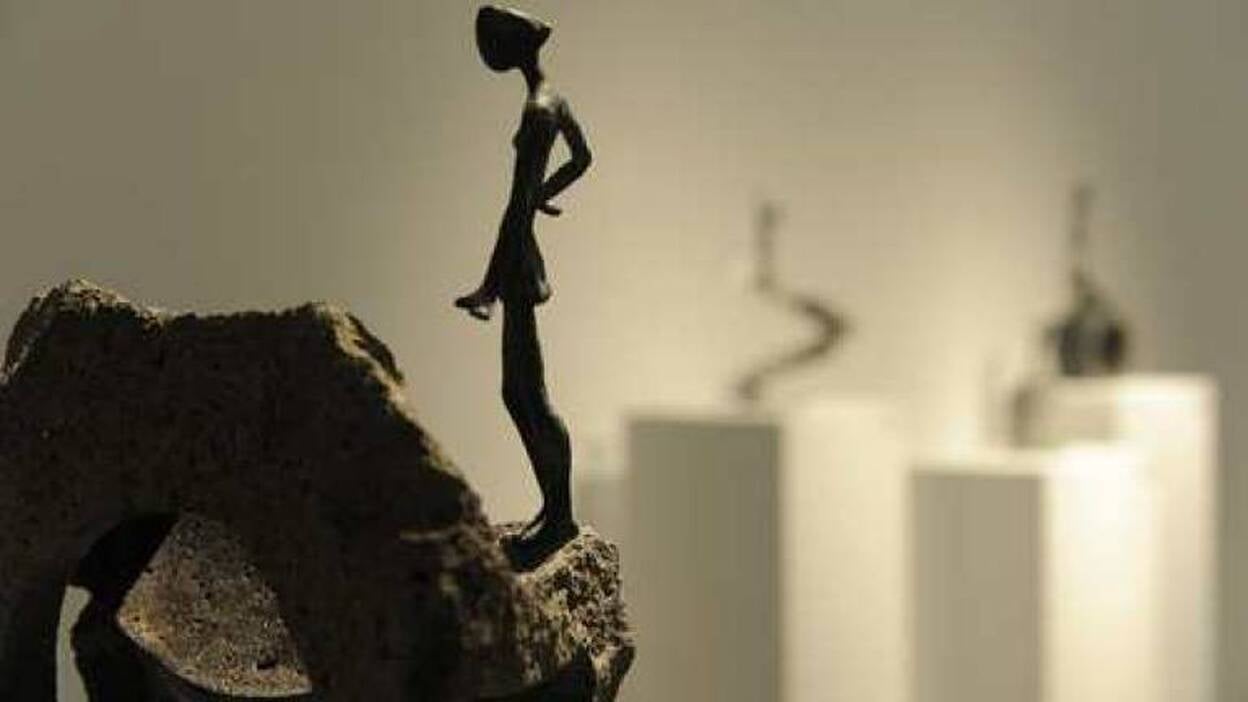 Ana Luisa Benítez explora las escaleras de Escher