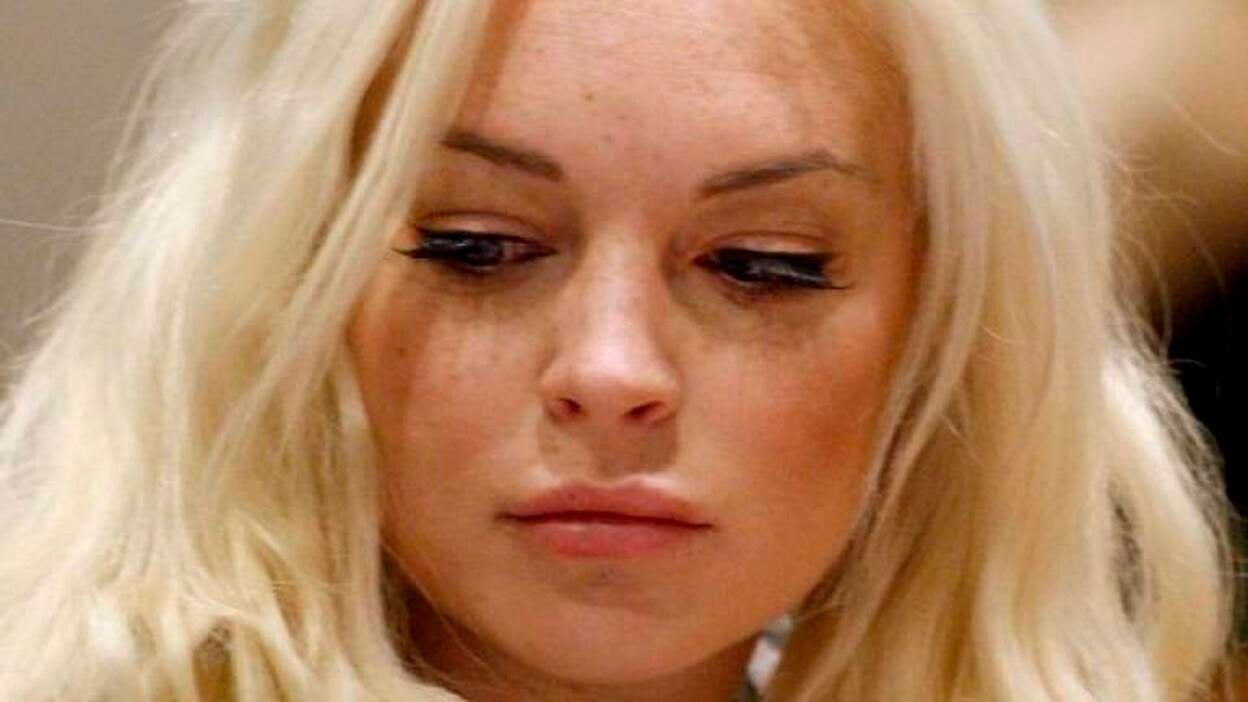 Lindsay Lohan abandona el hospital tras sufrir un accidente de tráfico