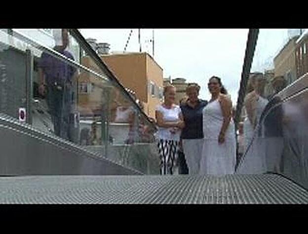 En marcha las escaleras mecánicas del Paseo de San Antonio