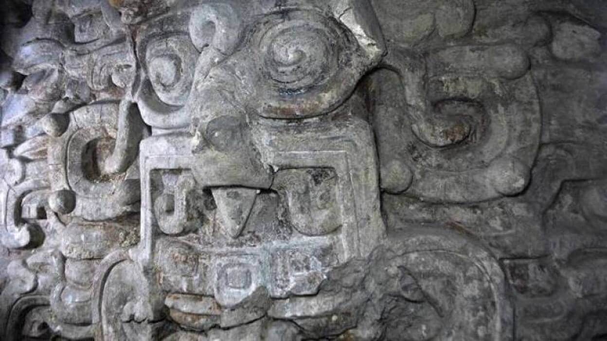 Descubierto en Guatemala un templo que demuestra el culto de los mayas al sol