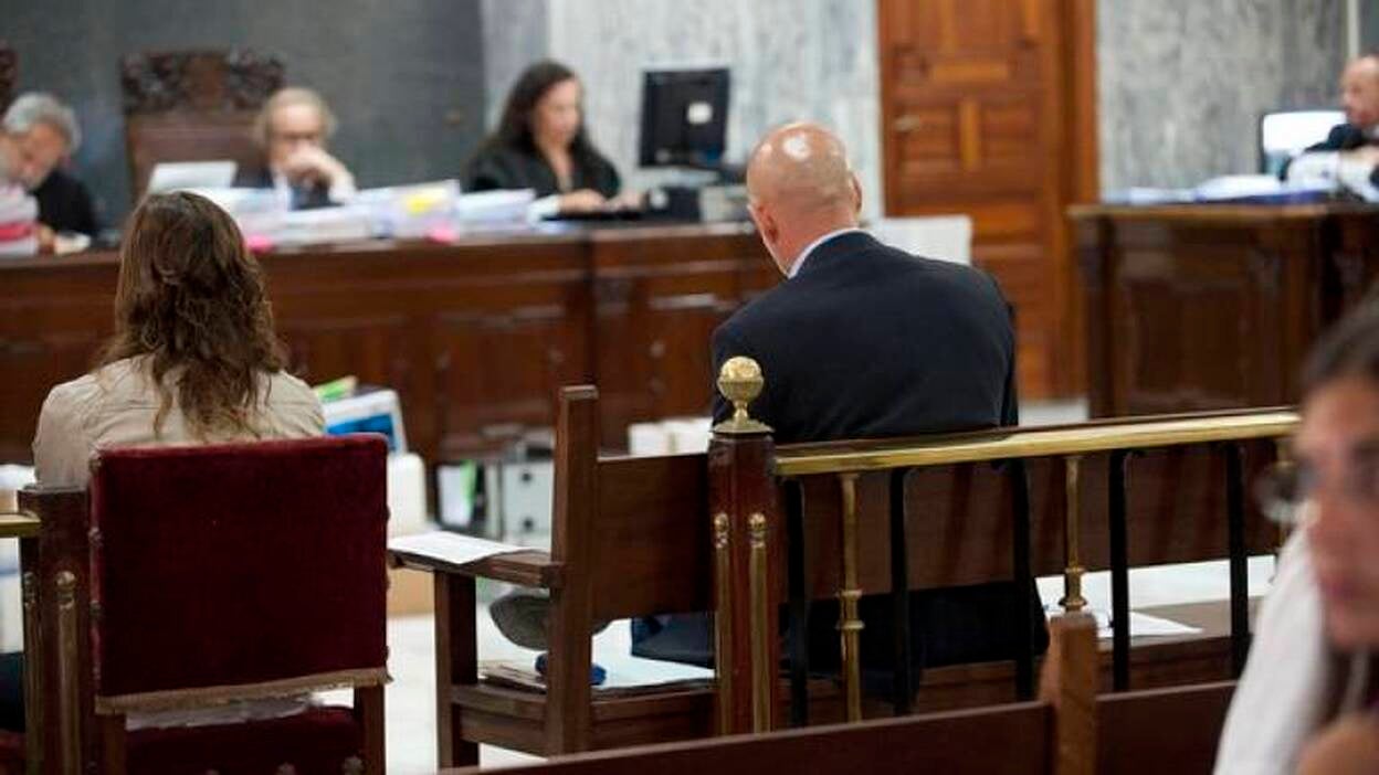 "Fernando nos enseñaba cómo mentir a nuestros padres"