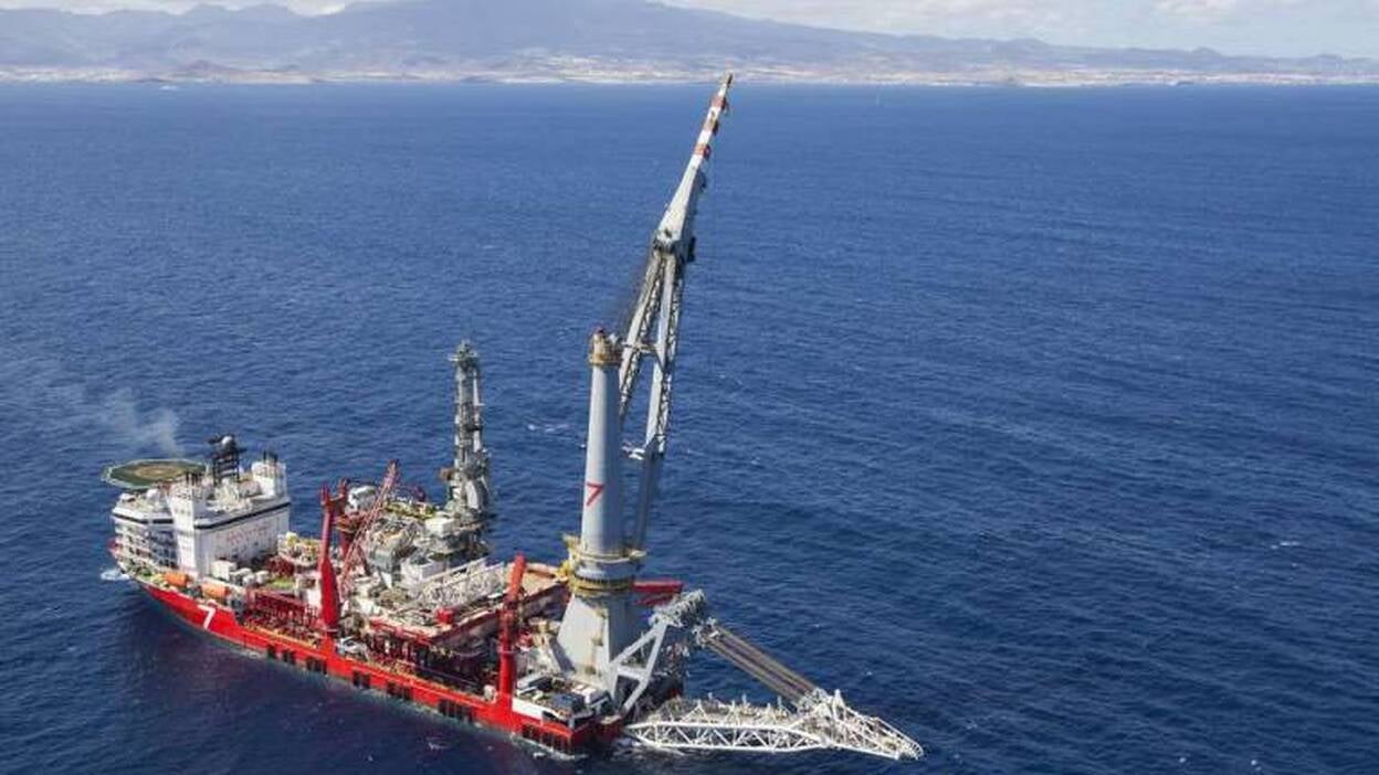 Visita del 'Seven Borealis' a Gran Canaria