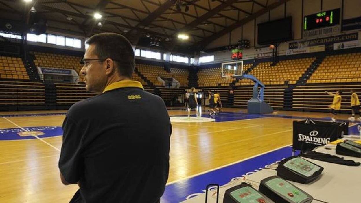 Pedro Martínez:«Su clasificación es engañosa, va a ser un partido muy igualado»