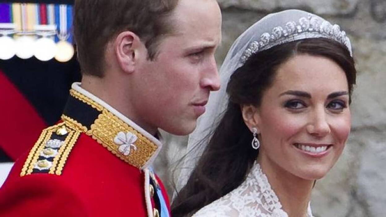 Los duques de Cambridge esperan su primer hijo