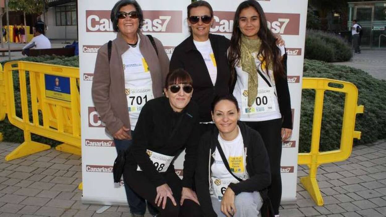 Photocall de CANARIAS7 en la carrera solidaria (I)