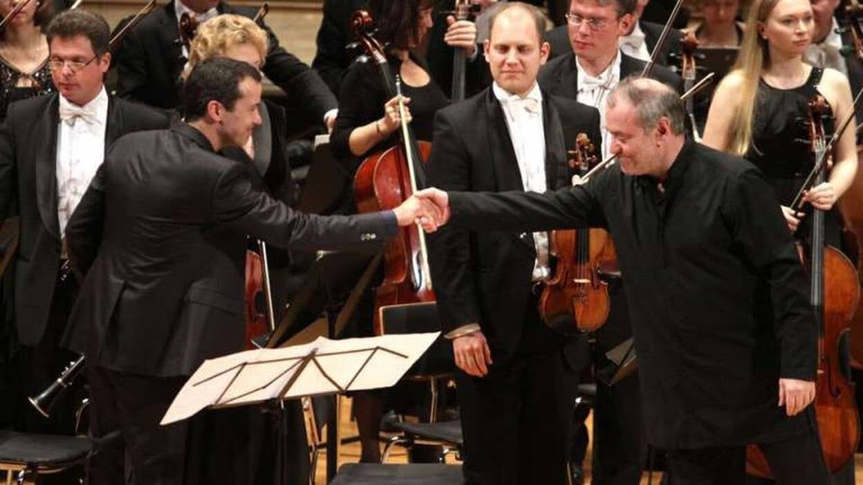 El Alfredo Kraus despide al Teatro Mariinsky