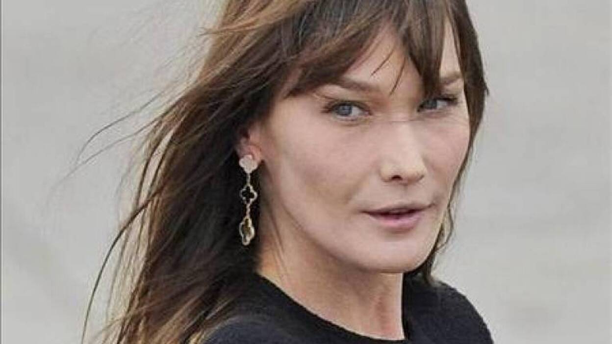 Bruni abandona una entrevista tras ser preguntada por Sarkozy