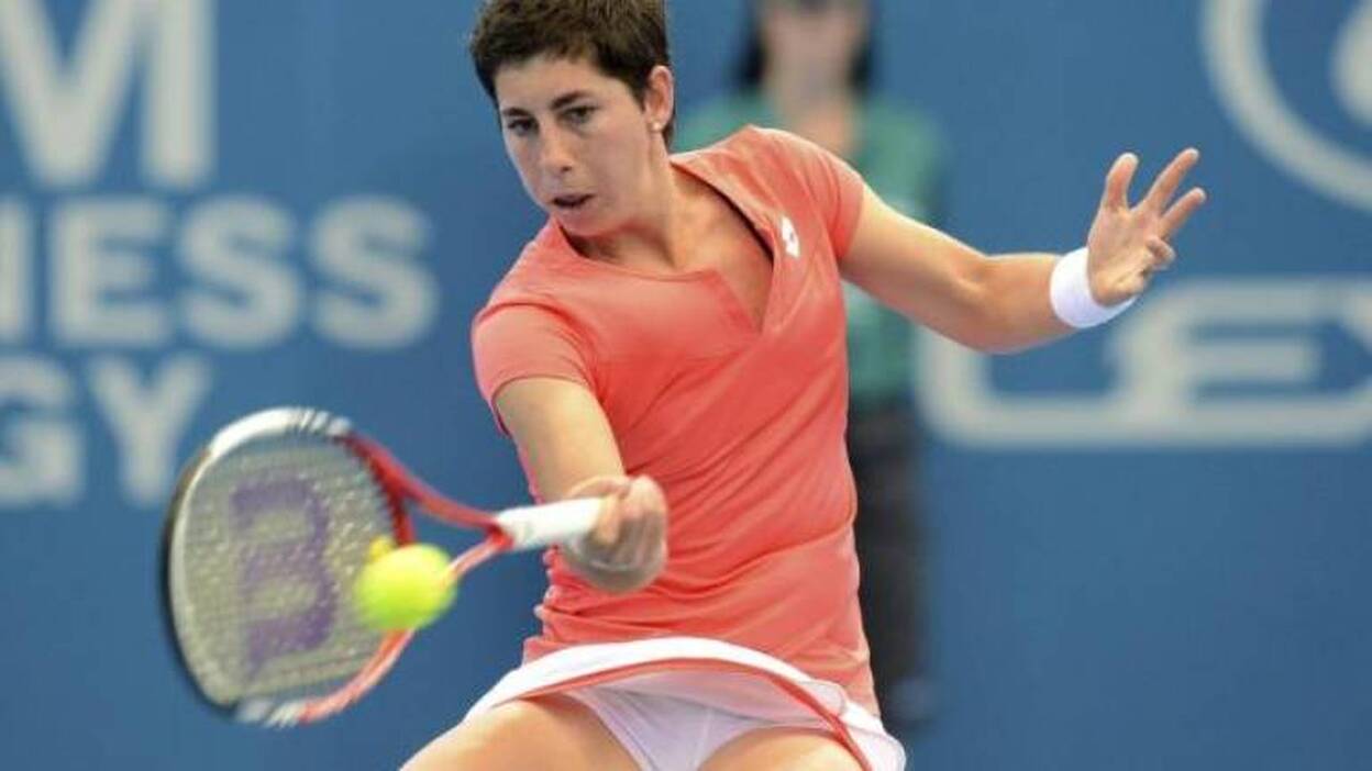 Carla Suárez vence a la rumana Halep y avanza en Roland Garros