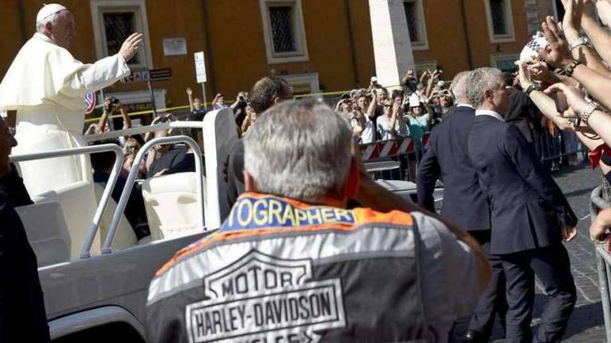 Bendición papal por el 110 aniversario de Harley-Davidson
