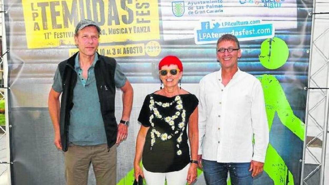 Pan.Optikum pone al público en medio de una guerra religiosa