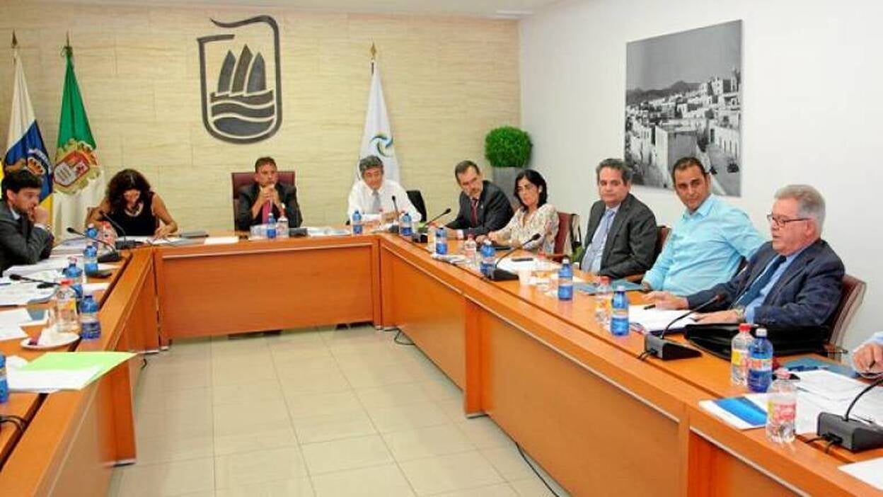 El muelle se amplía para acoger 100.000 cruceristas en septiembre de 2014