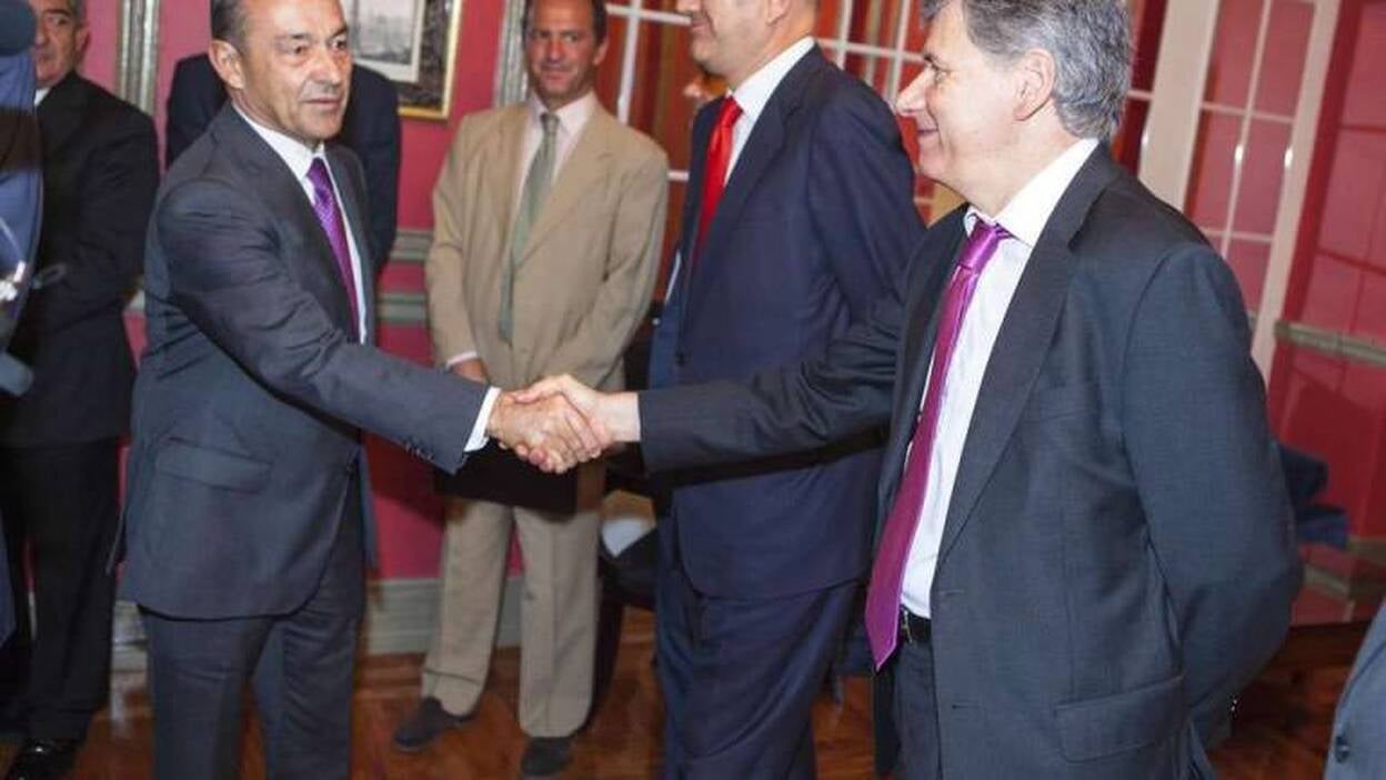 Rivero se reúne con las patronales turísticas y empresarios