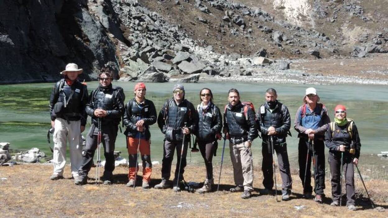 El riesgo de avalancha descarta intentar subir el Island Peak