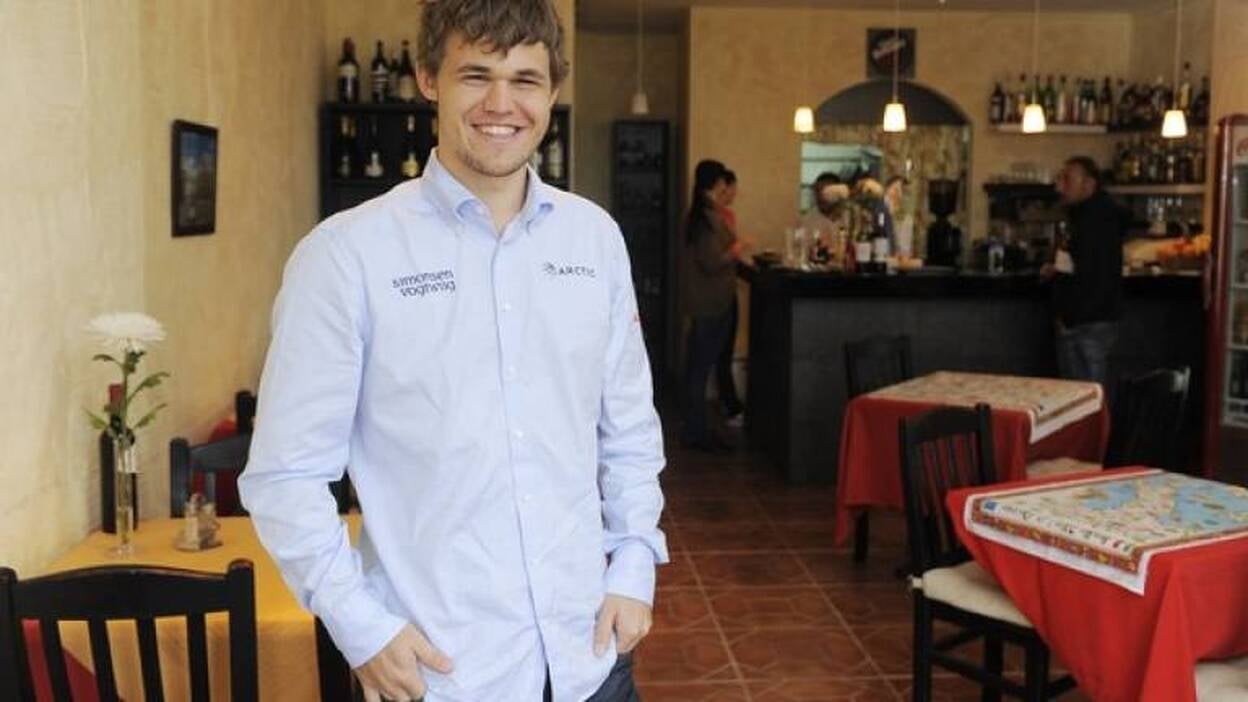 Carlsen, Mozart del ajedrez e ídolo nacional