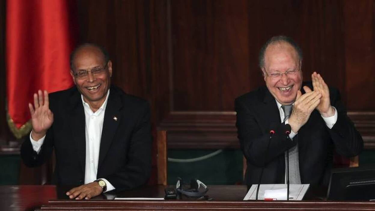 Túnez entra con "buen pie" en la última fase de la transición democrática.